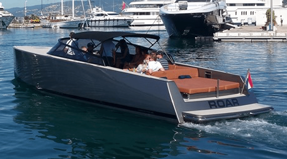 Vandutch 40 yacht charter for Louis Vuitton in Cannes for the Festival