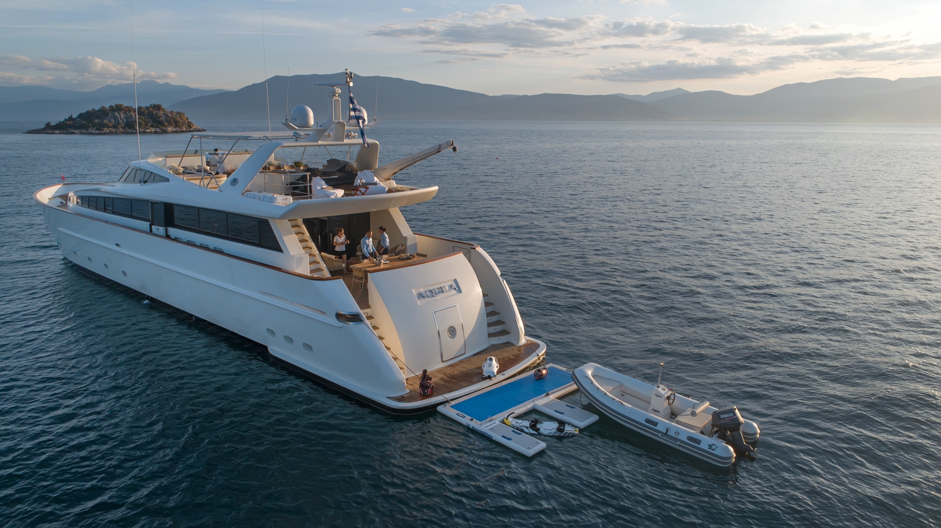 rent yacht in mediterranean