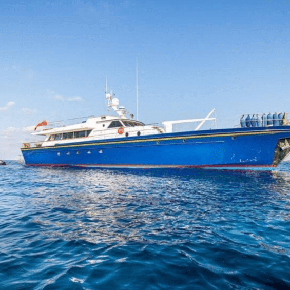 chantella-yacht-charter