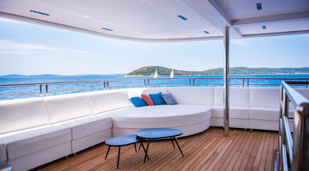 alfa-mario-yacht-charter