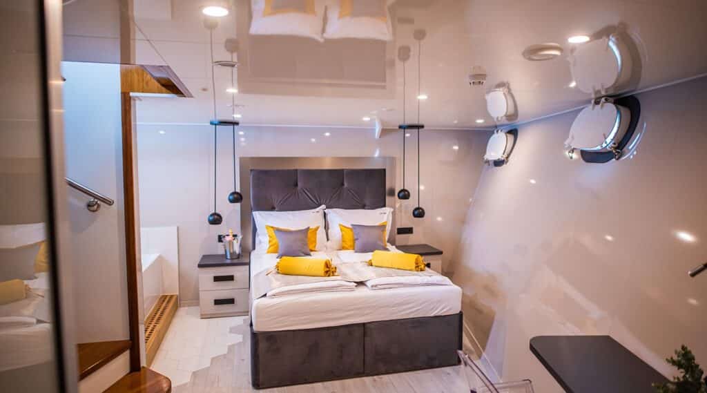 alfa-mario-yacht-charter