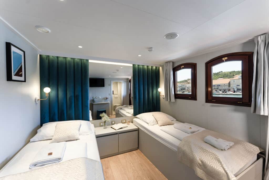 bellezza-yacht-charter