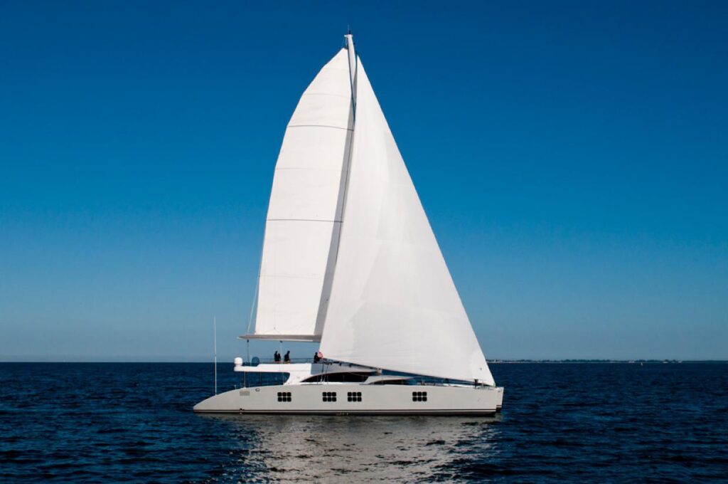 ipharra-yacht-charter