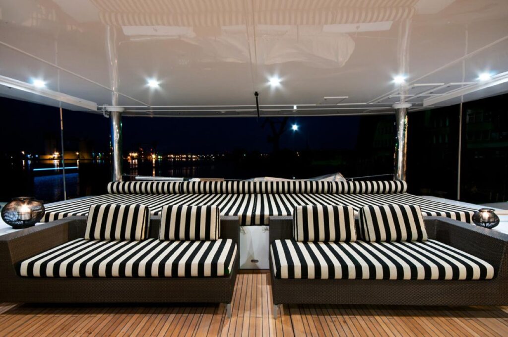 ipharra-yacht-charter